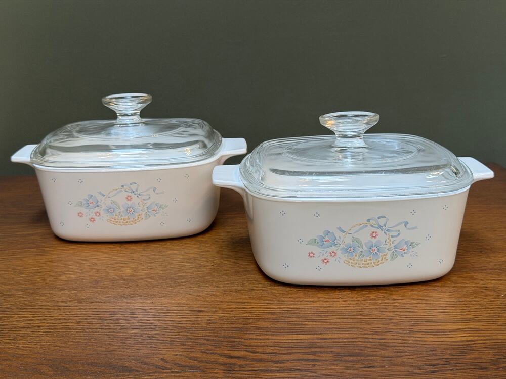 Vintage CorningWare Country Cornflower 1.5QT Casserole Dishes A-1.5-B, Pyrex Lid